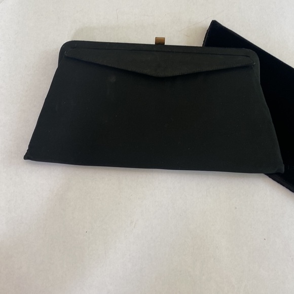 Vintage black velvet clutch - Picture 5 of 9